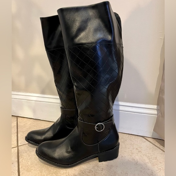 St. John's Bay Shoes - SJB Deer Black Memory Foam Boots